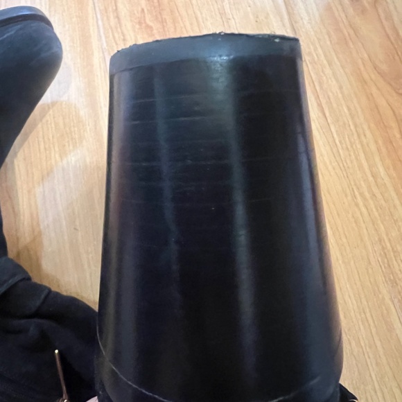 Prada boots - Picture 6 of 6